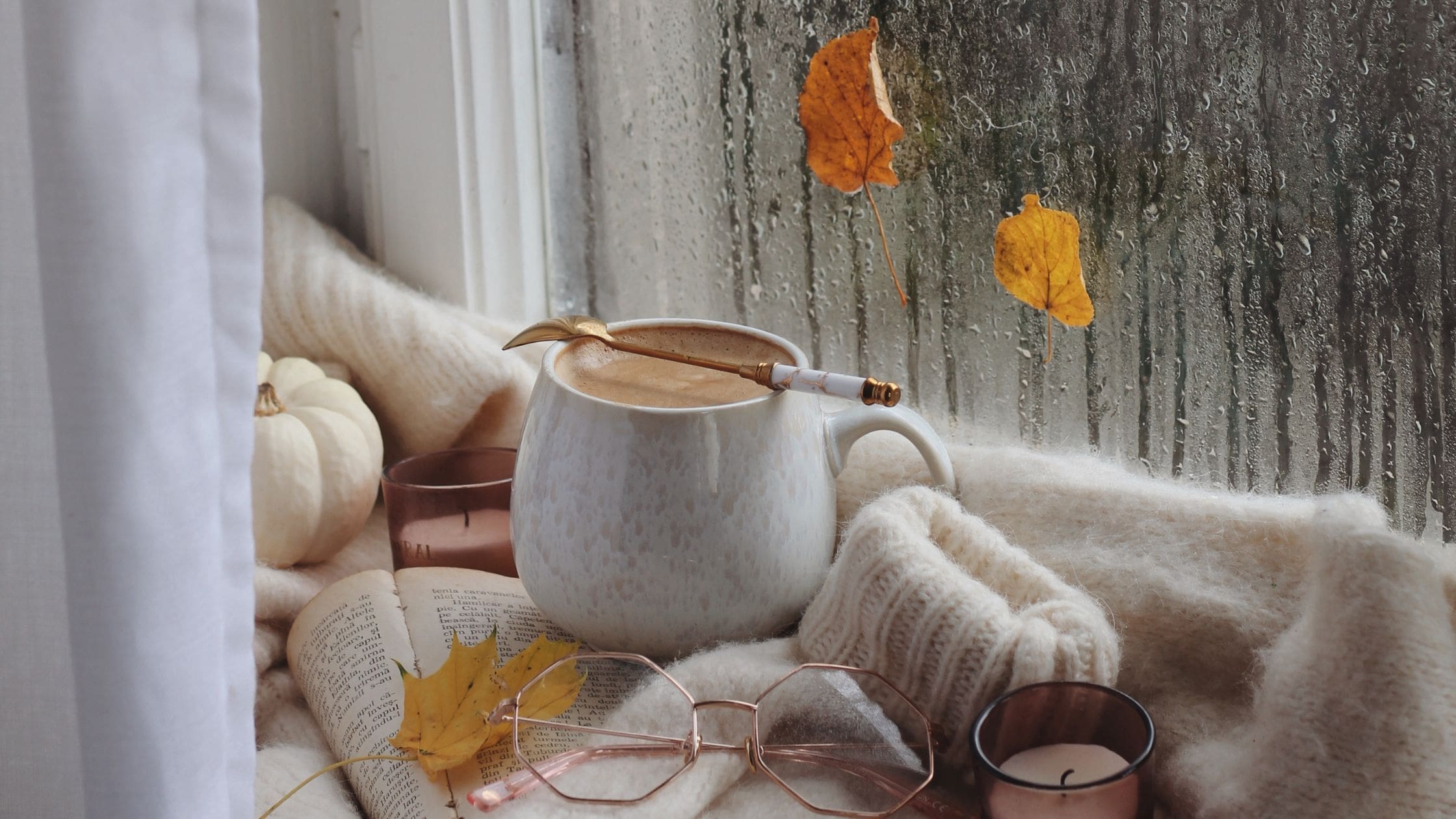Hygge Gefühl im Herbst